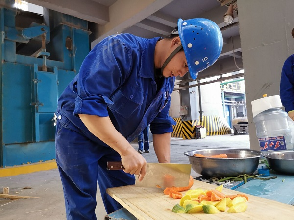 6376965418744091421307142